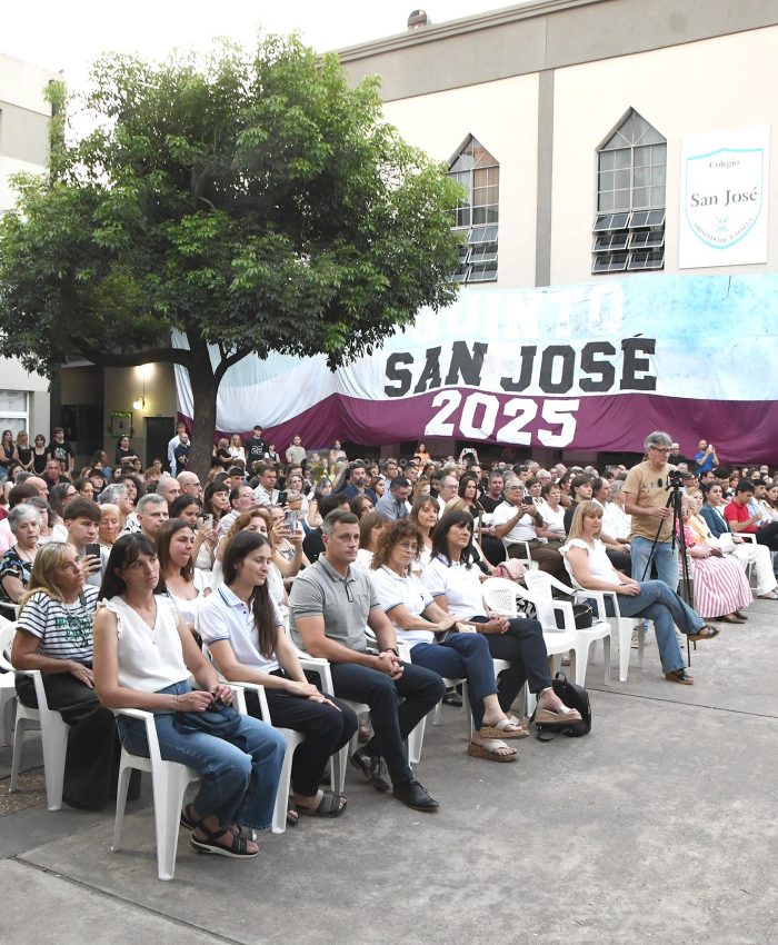ACTO DE COLACIÓN: PROMOCIÓN DE LOS 100