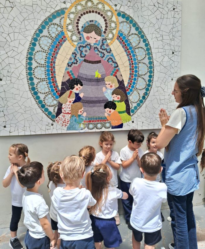 Sala de 3 años – Una catequesis para encontrarnos con María