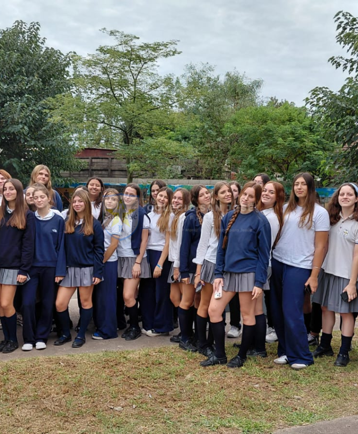 3er y 4to AÑO. VISITA A LA PLAZA DE LA MEMORIA