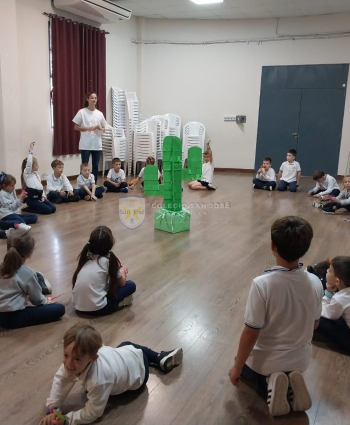 ¡Una fiesta de misterios y sorpresas en 2° grado!